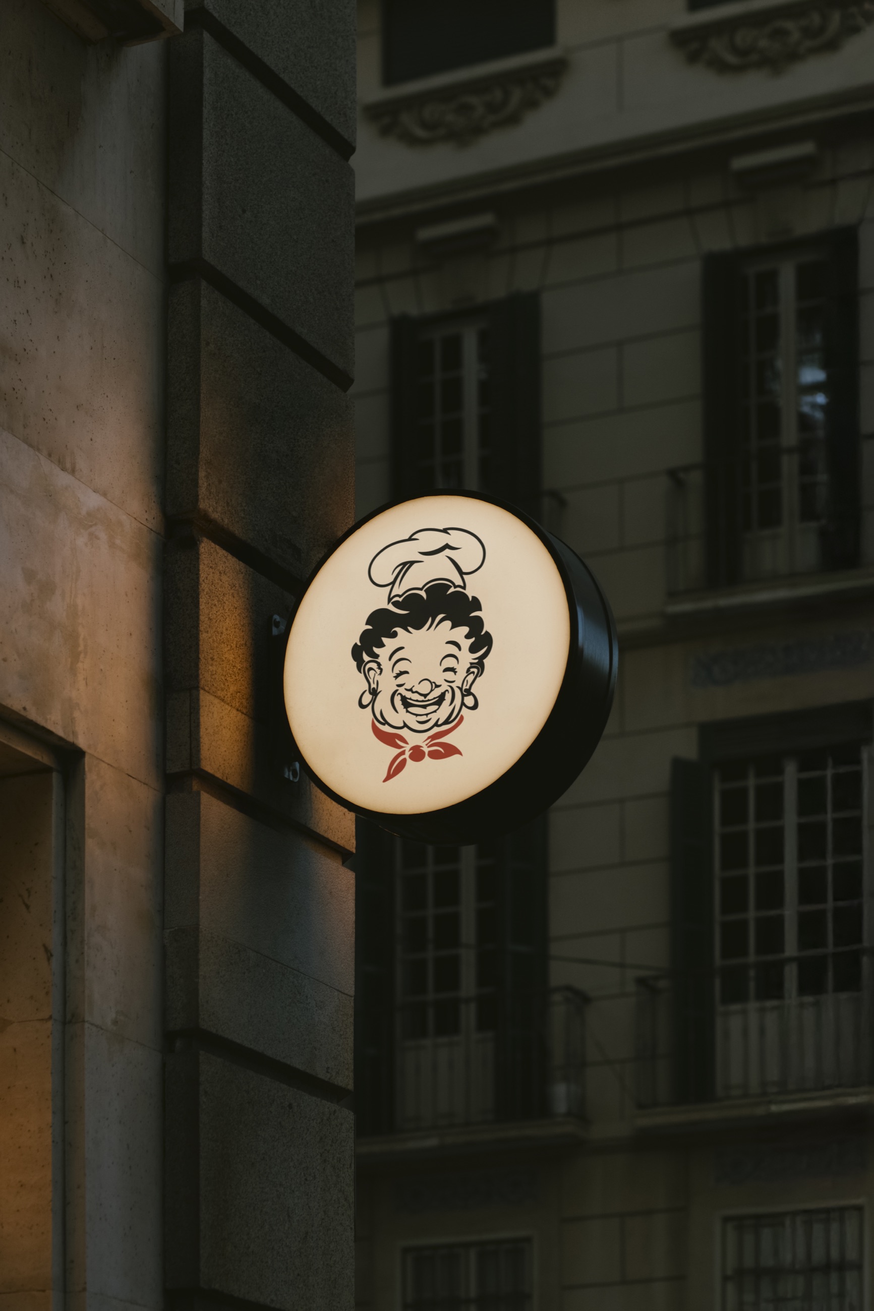 Crazy Nonna, signage 2